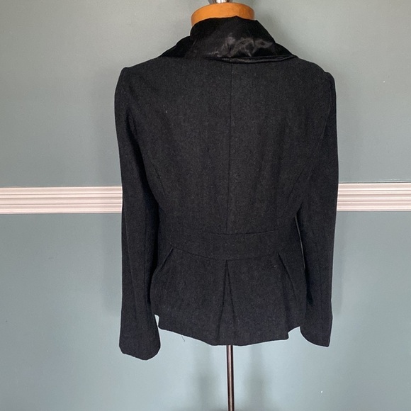 Y2K BKE Women’s Wool Blend Gray Cropped Peplum Embellished Tuxedo Blazer L - Picture 5 of 7